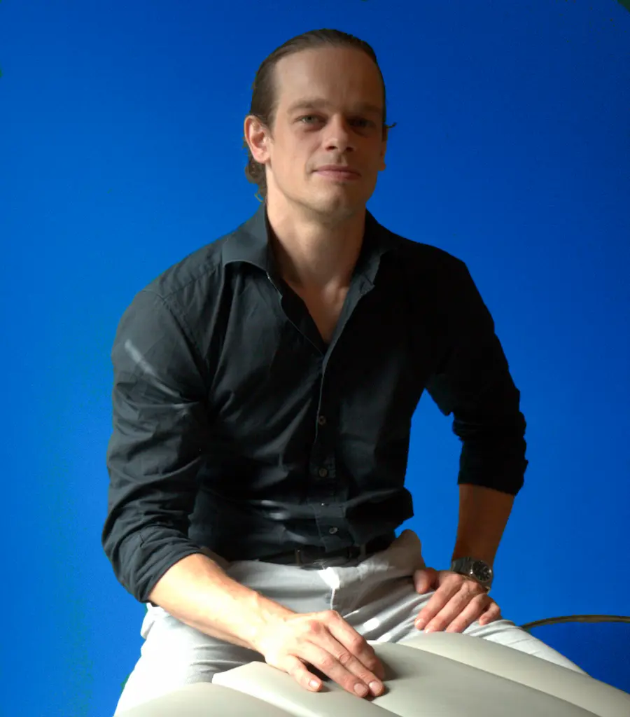 Martin Ducuing ostéopathe D.O. au cabinet de Créteil et à domicile dans le Val-de-Marne